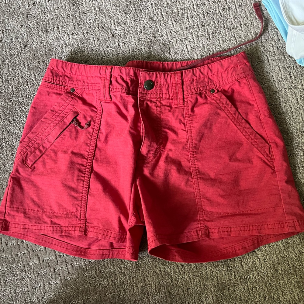 Title nine big B shorts 4”